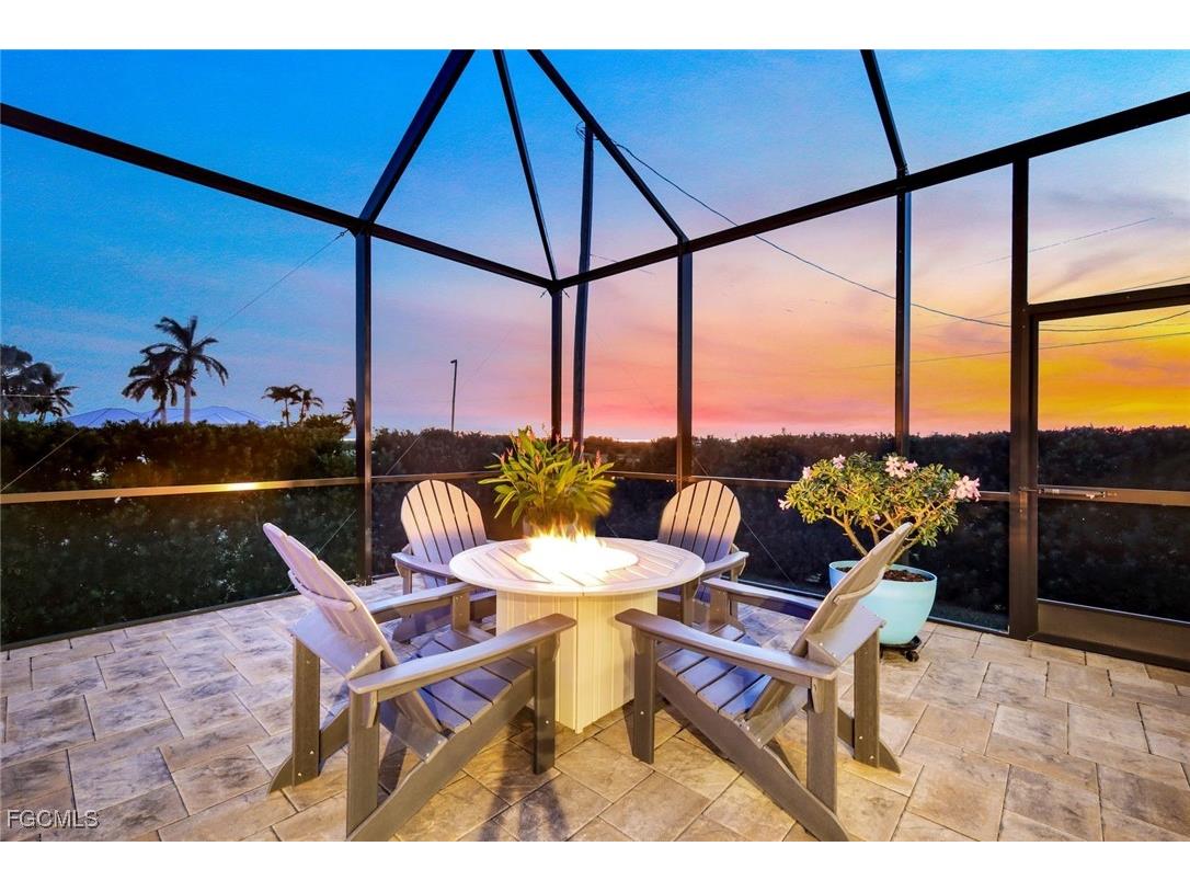 4636 NW 33rd Lane Cape Coral FL 33993 2025020720 image2