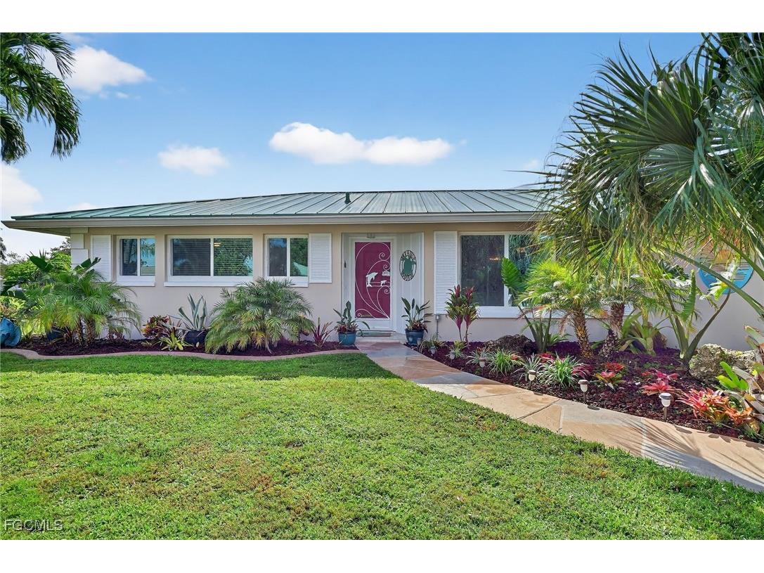 4638 Vinsetta Avenue North Fort Myers FL 33903 2025002565 image1