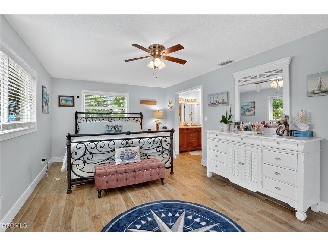 4638 Vinsetta Avenue North Fort Myers FL 33903 2025002565 image22