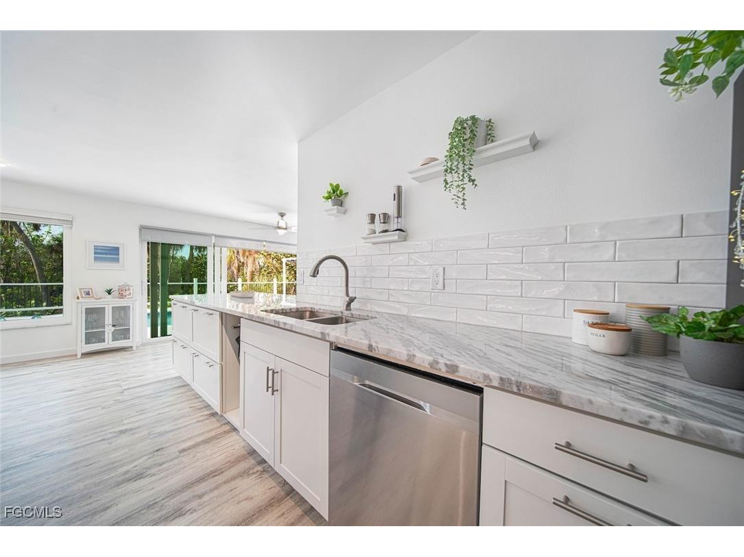 4639 Brainard Bayou Road Sanibel FL 33957 2025022837 image10