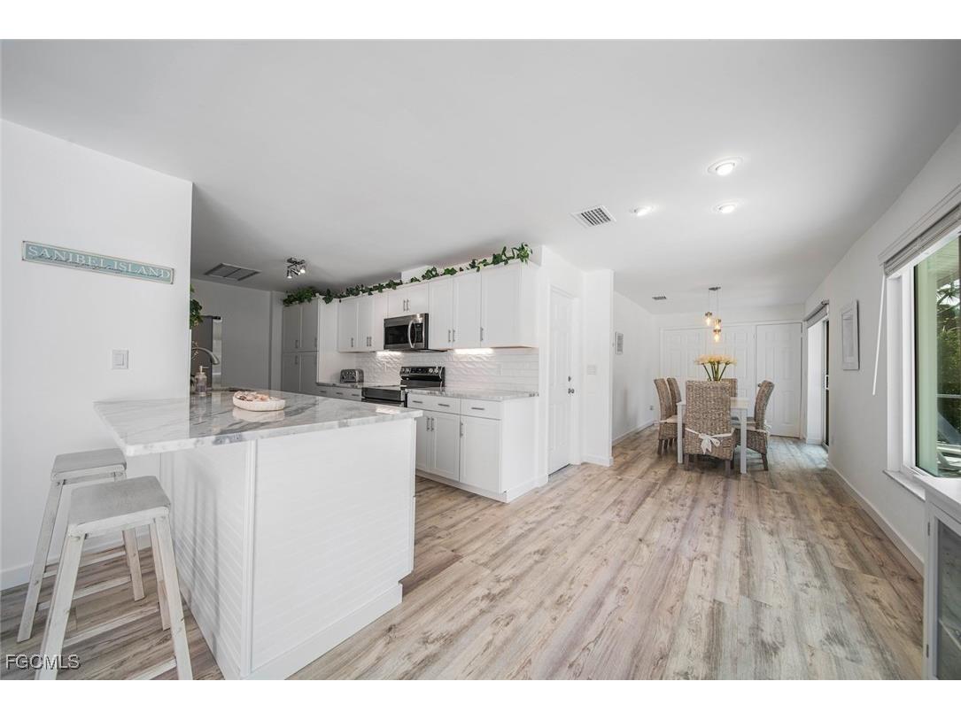 4639 Brainard Bayou Road Sanibel FL 33957 2025022837 image11