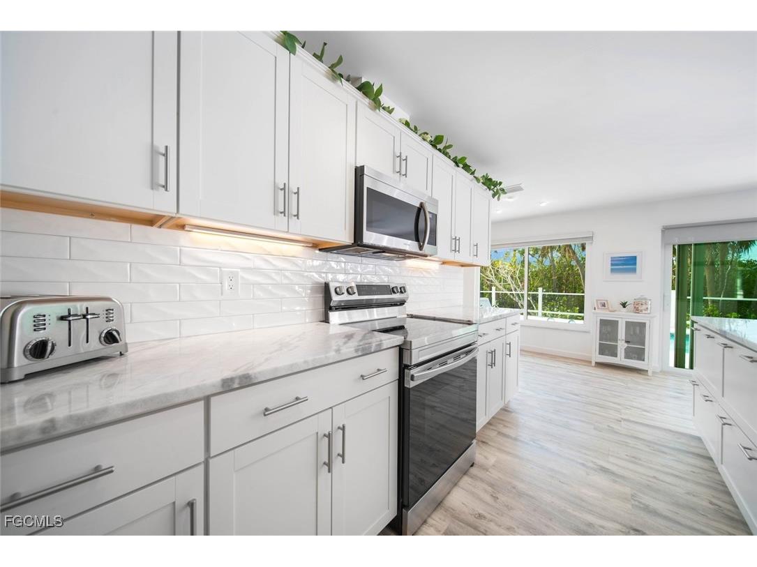 4639 Brainard Bayou Road Sanibel FL 33957 2025022837 image8