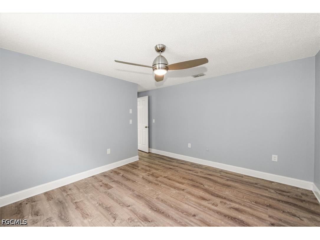 4639 Robin Avenue Naples FL 34104 2026019032 image25