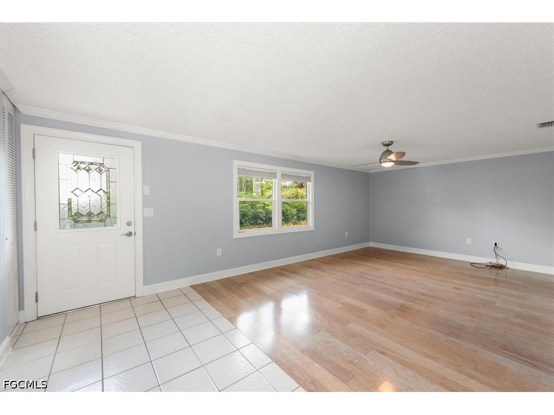 4639 Robin Avenue Naples FL 34104 2026019032 image4