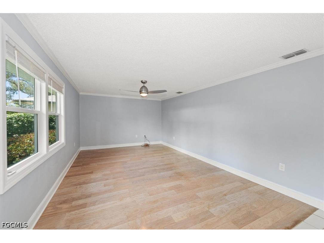 4639 Robin Avenue Naples FL 34104 2026019032 image6
