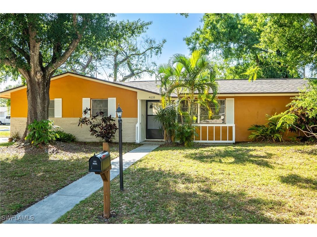 4639 Siesta Circle Fort Myers FL 33901 225028461 image1
