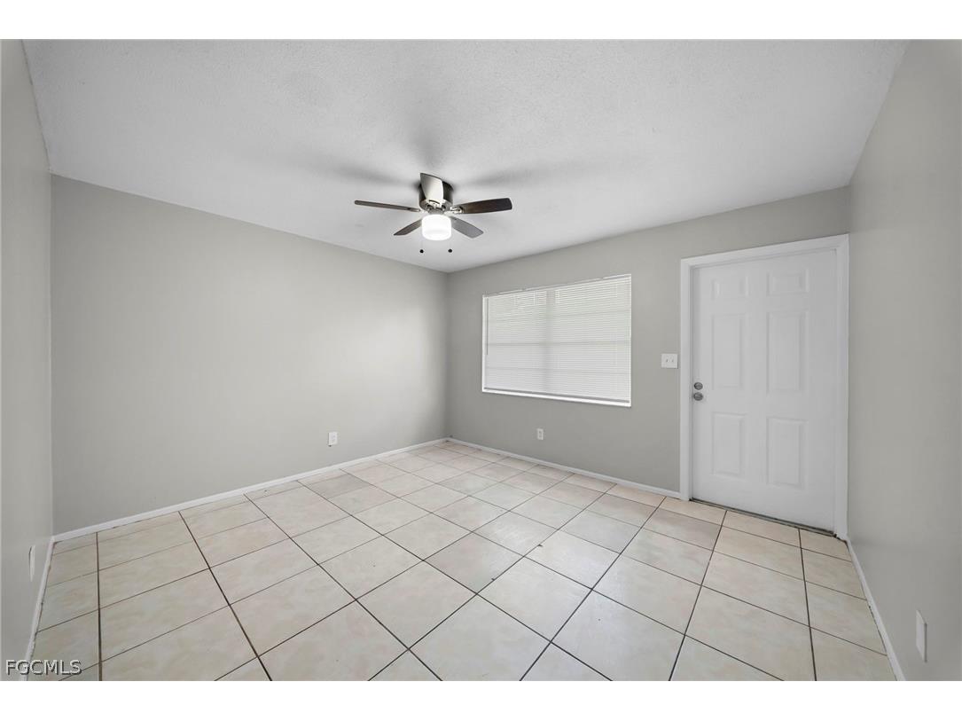 464 Carolina Avenue #A Fort Myers FL 33905 2026013367 image5