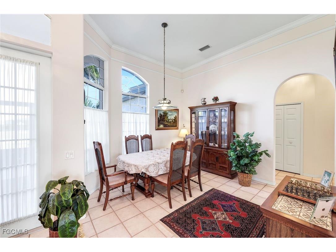 4640 NW 33rd Terrace Cape Coral FL 33993 2026004627 image6