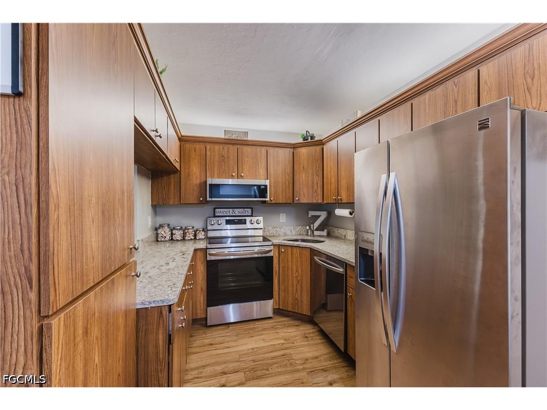 4641 Lakeside Club Boulevard #13 Fort Myers FL 33905 2026021880 image7