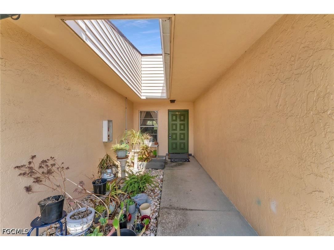 4641 Palm Tree Boulevard #9 Cape Coral FL 33904 2026015068 image2
