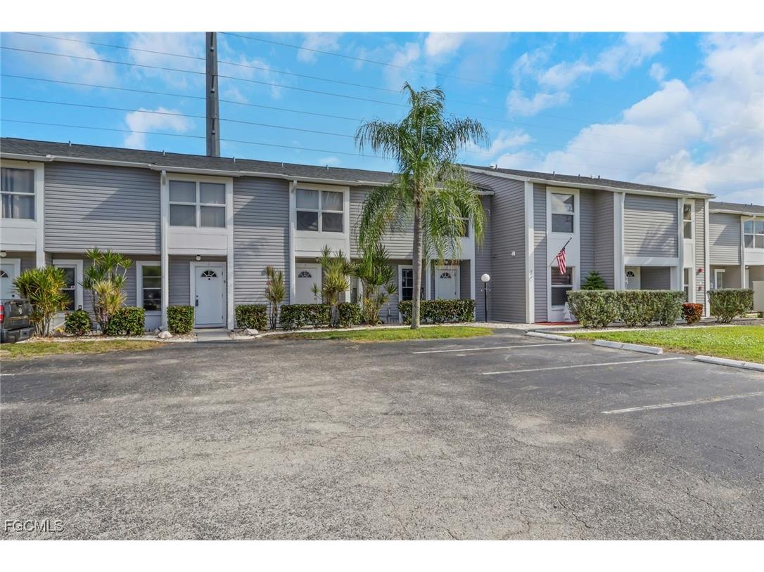 4641 SW Santa Barbara Place #2 Cape Coral FL 33914 2026001237 image1
