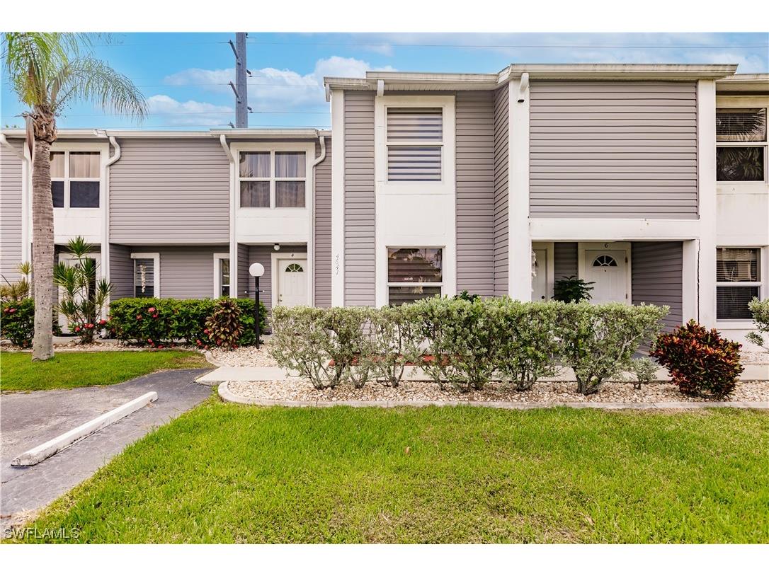 4641 SW Santa Barbara Place #4 Cape Coral FL 33914 223047343 image1
