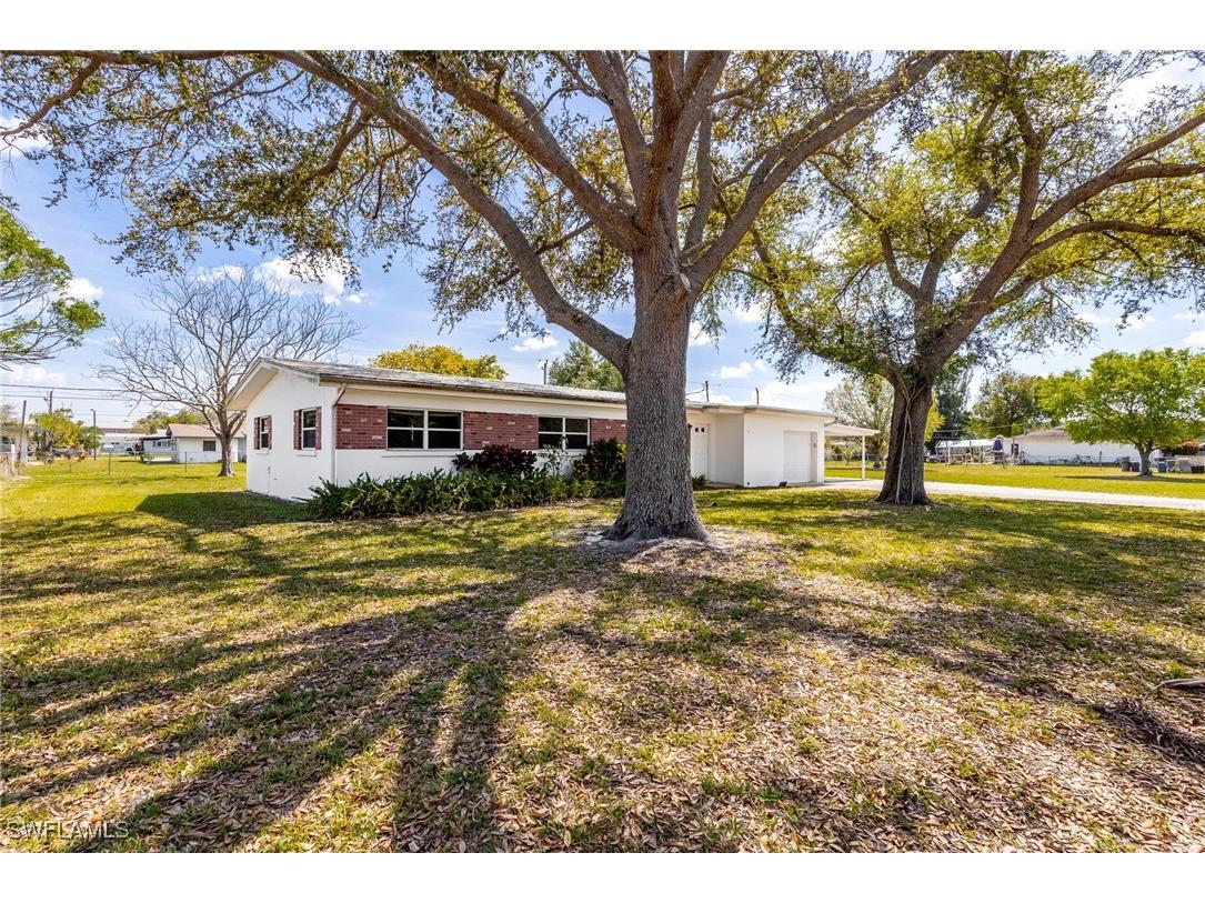 4641 Underwood Drive Fort Myers FL 33905 225023414 image1