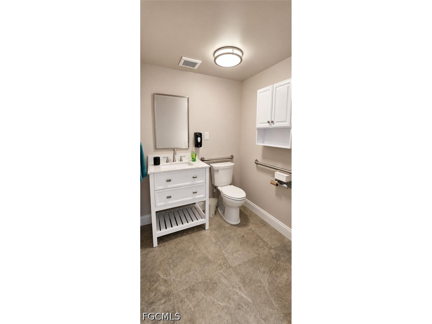 4645 SE 15th Avenue Cape Coral FL 33904 2026023987 image15