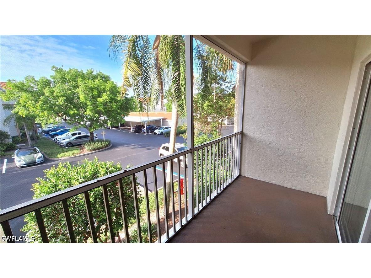 4645 Saint Croix Lane #1324 Naples FL 34109 226019902 image8
