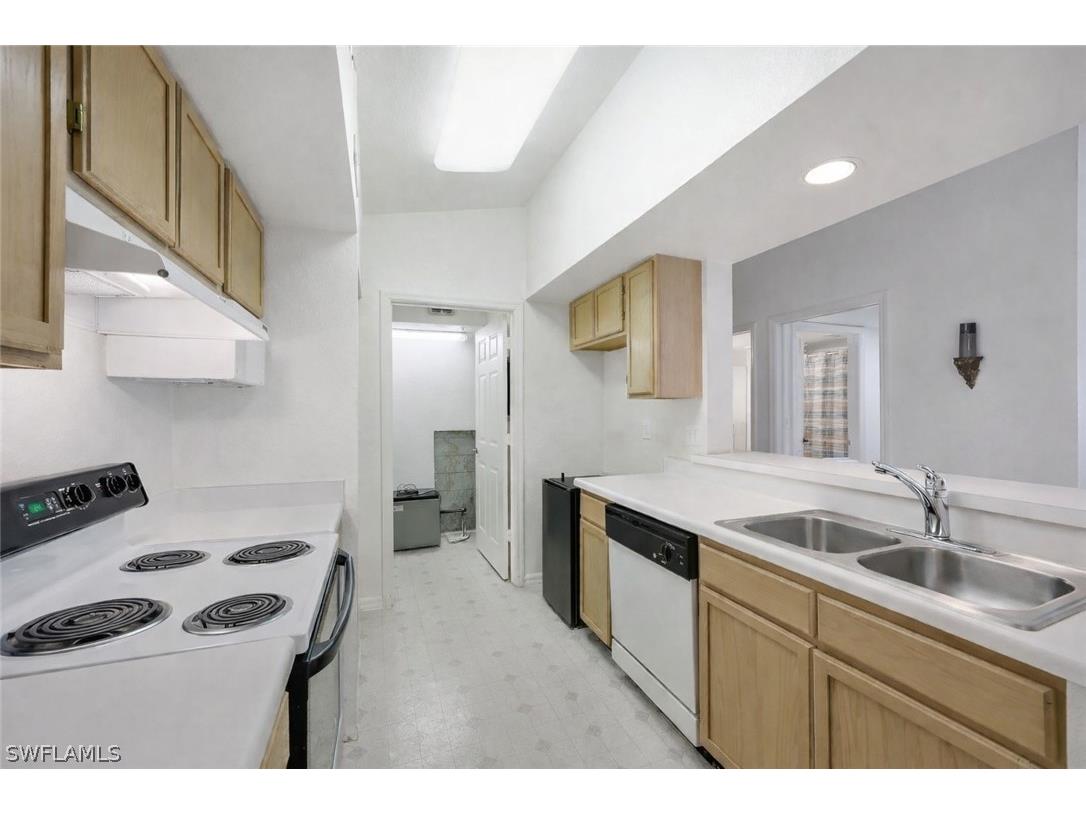 4645 Saint Croix Lane #1335 Naples FL 34109 226010037 image25