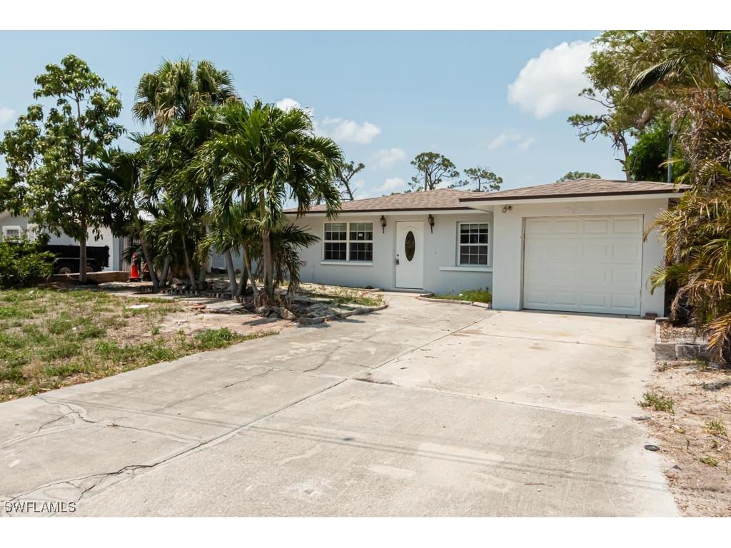 4646 Amherst Court Fort Myers FL 33907 223031118 image1