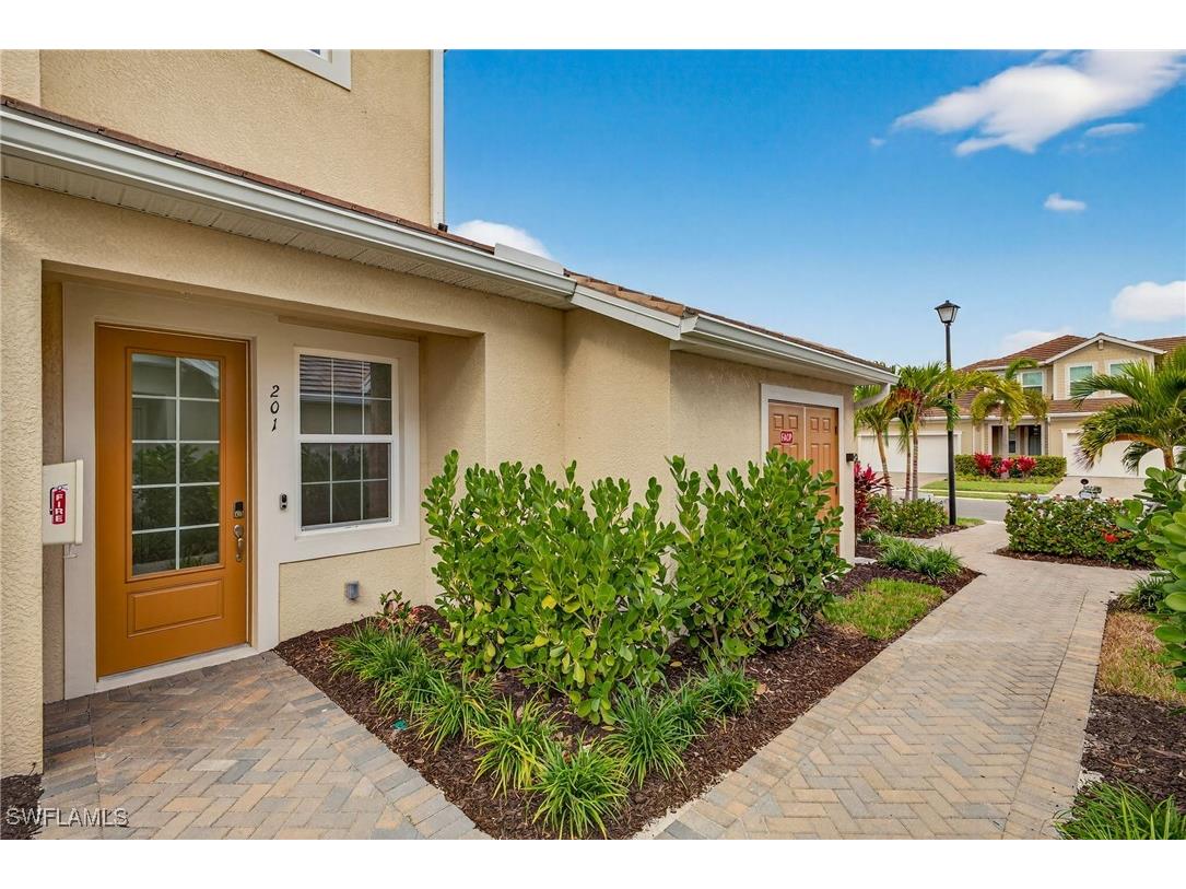 4646 Arboretum Circle #201 Naples FL 34112 226001672 image2