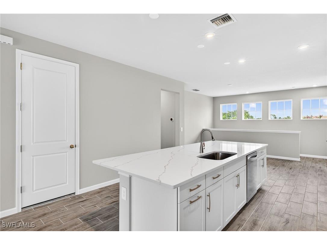 4646 Arboretum Circle #202 Naples FL 34112 226001415 image9