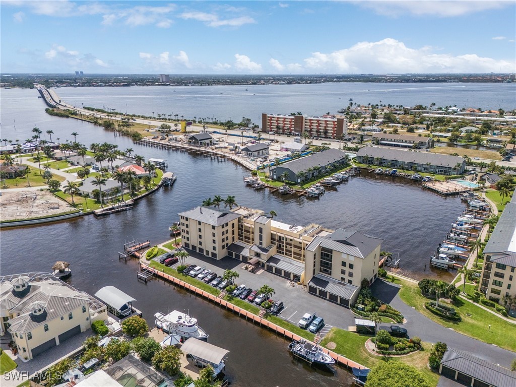 4647 SE 17th Place #103 Cape Coral FL 33904 225041155 image1