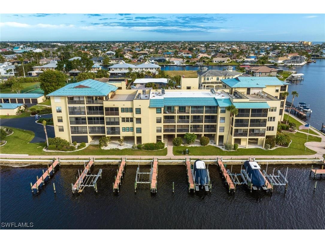4647 SE 17th Place #204 Cape Coral FL 33904 223012741 image1