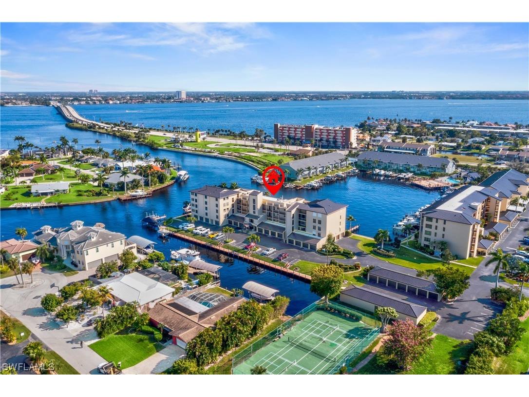 4647 SE 17th Place #303 Cape Coral FL 33904 224011776 image1