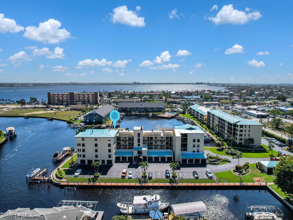 4647 SE 17th Place #305 Cape Coral FL 33904 223013519 image1