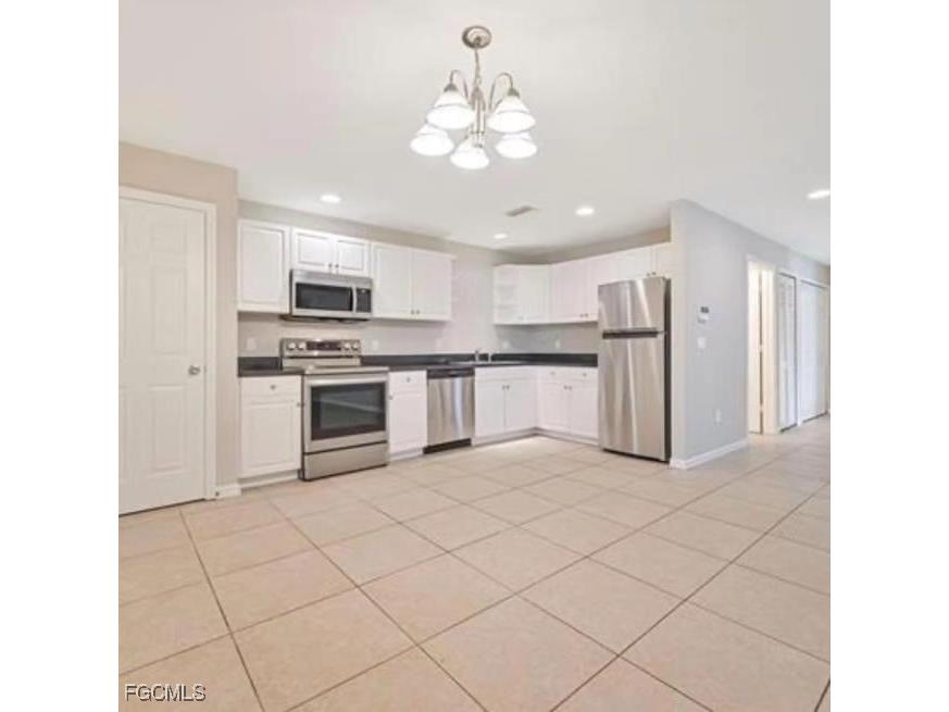 465-467 Lillon Avenue S Lehigh Acres FL 33974 2025011964 image6