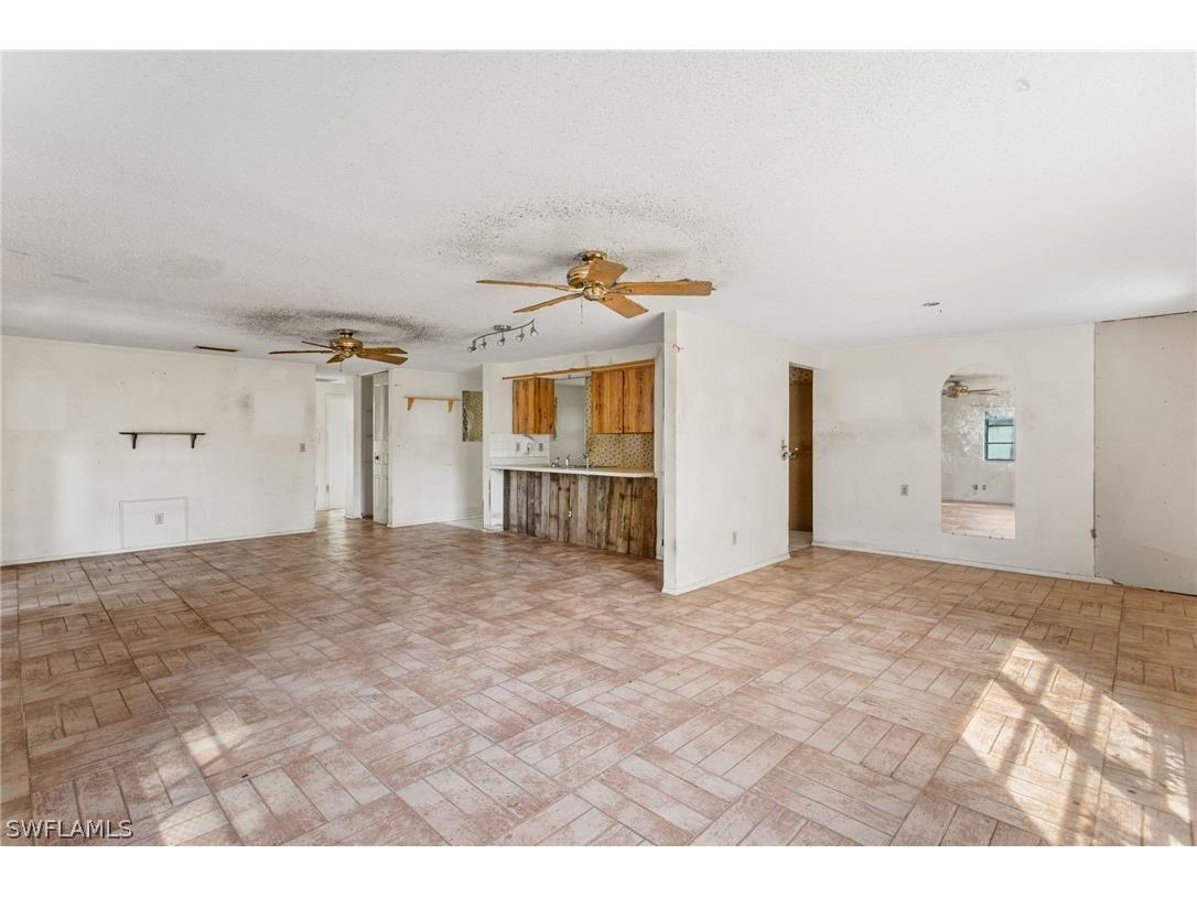 465 5th Street SW Naples FL 34117 226011290 image13