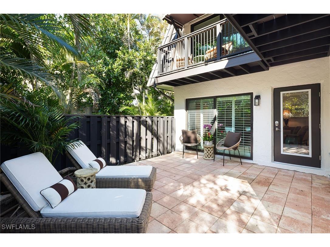 465 Broad Avenue S #1A Naples FL 34102 226004405 image1