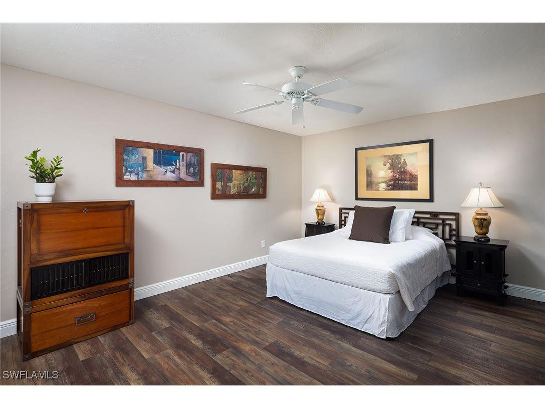 465 Broad Avenue S #1A Naples FL 34102 226004405 image13