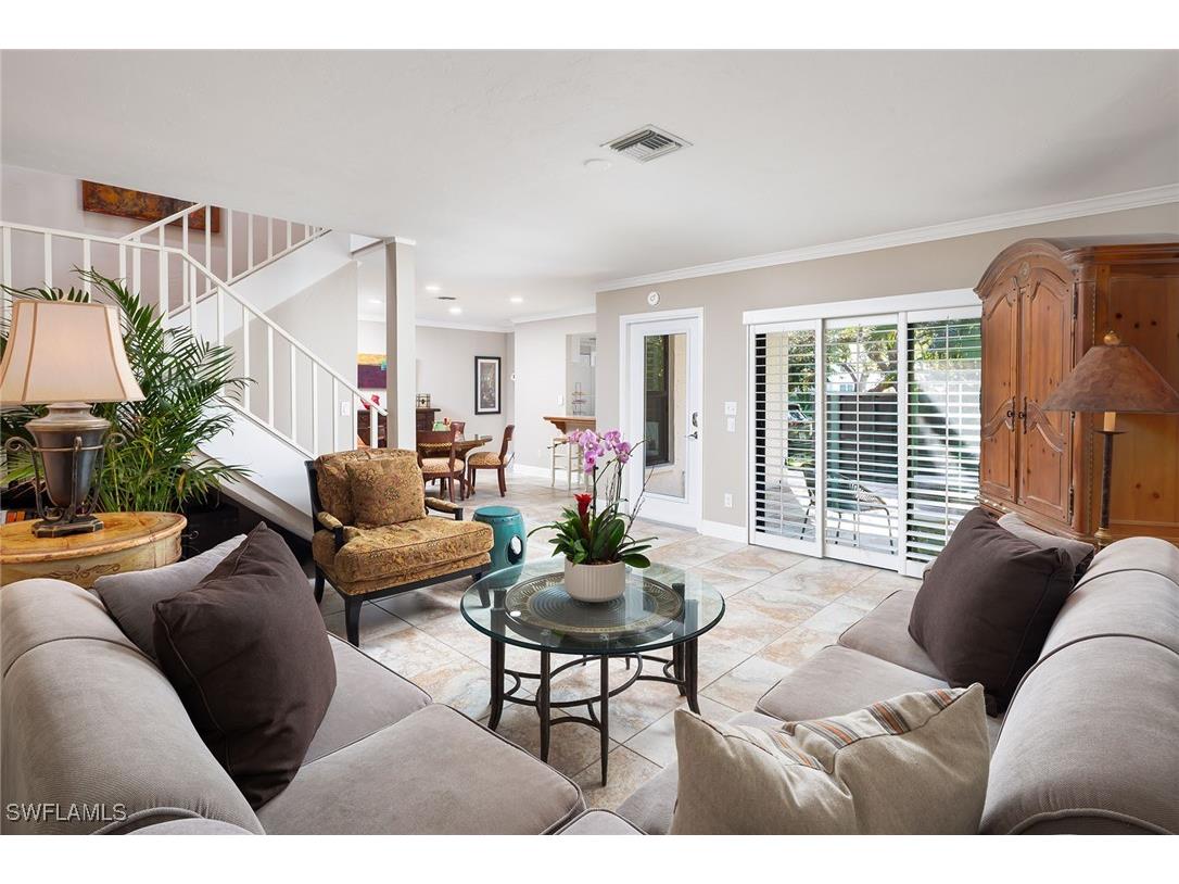 465 Broad Avenue S #1A Naples FL 34102 226004405 image3