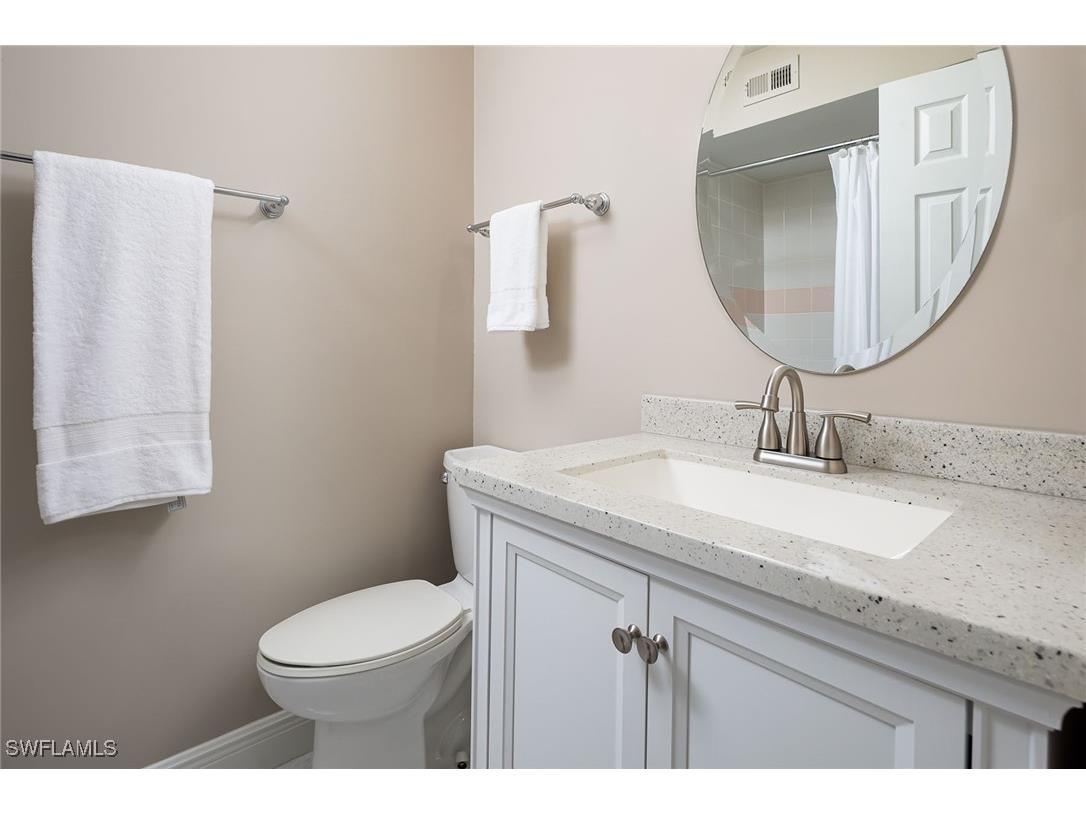 465 Broad Avenue S #1A Naples FL 34102 226004405 image8