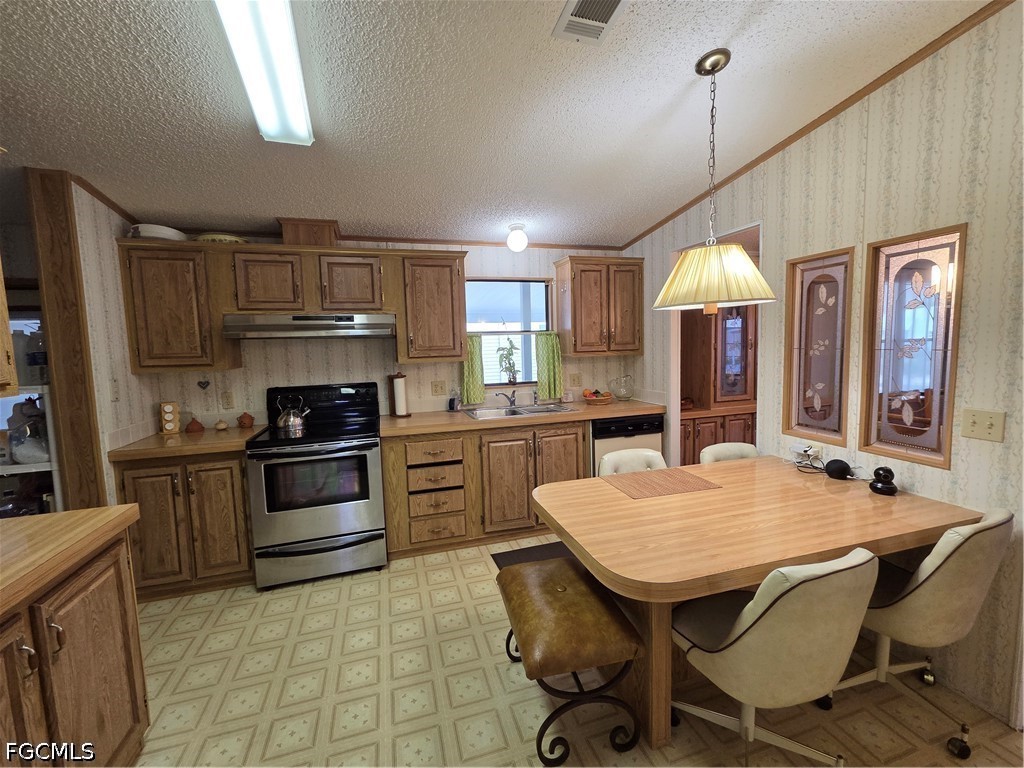 465 Dawn Drive North Fort Myers FL 33903 2026021698 image11