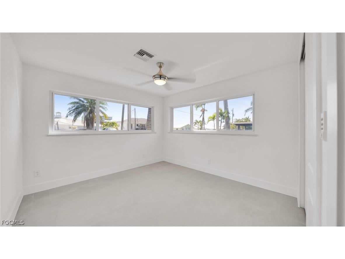 465 Donora Boulevard Fort Myers Beach FL 33931 2026007190 image18