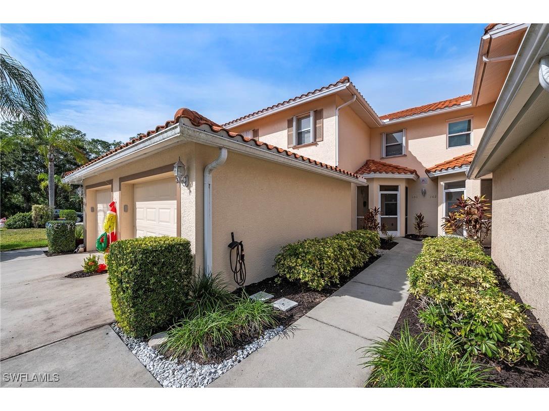 465 Robin Hood Circle #101 Naples FL 34104 225080399 image4