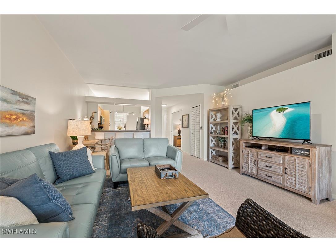 465 Robin Hood Circle #101 Naples FL 34104 225080399 image6