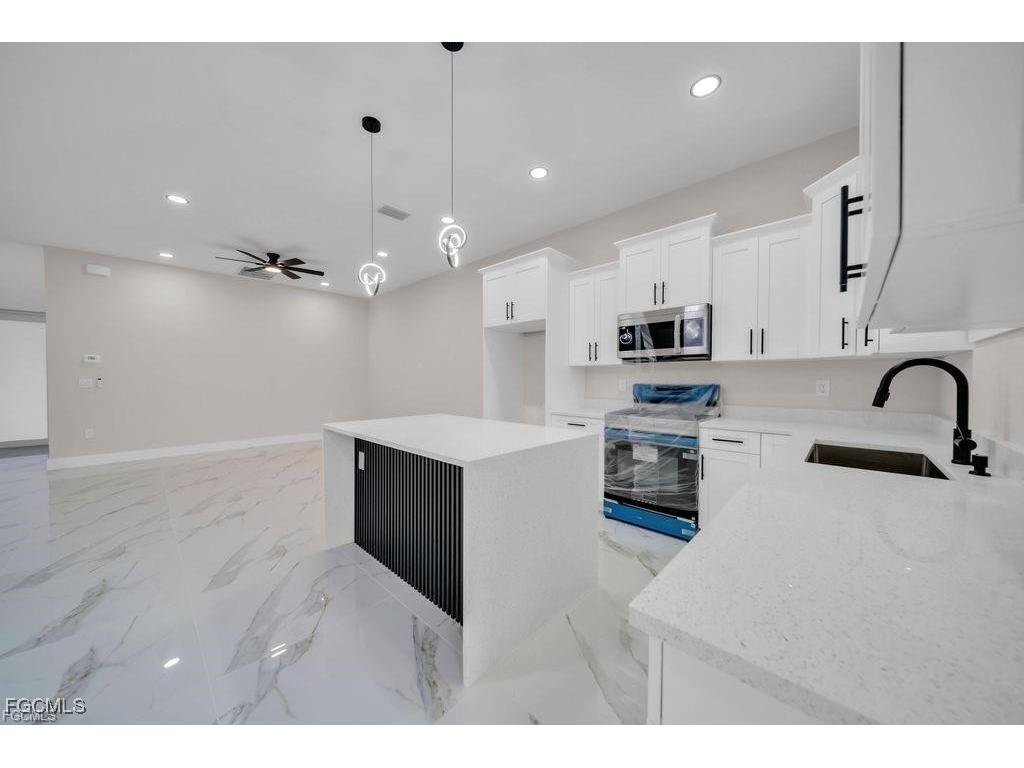 4648/4650 Leonard Boulevard S Lehigh Acres FL 33973 2025023297 image38