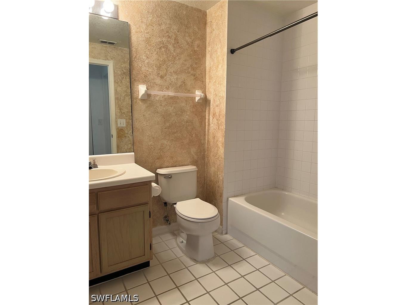 4650 Saint Croix Lane #725 Naples FL 34109 226021794 image11