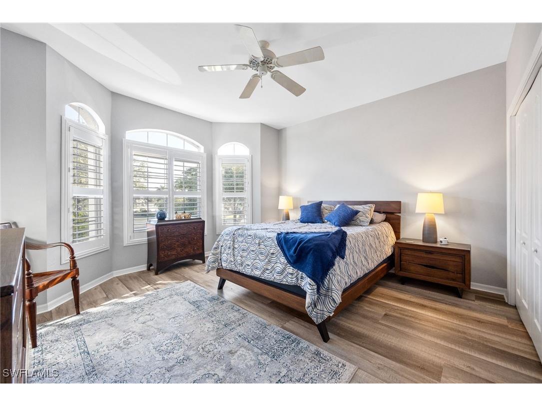 4650 Yacht Harbor Drive #121 Naples FL 34112 225075980 image25