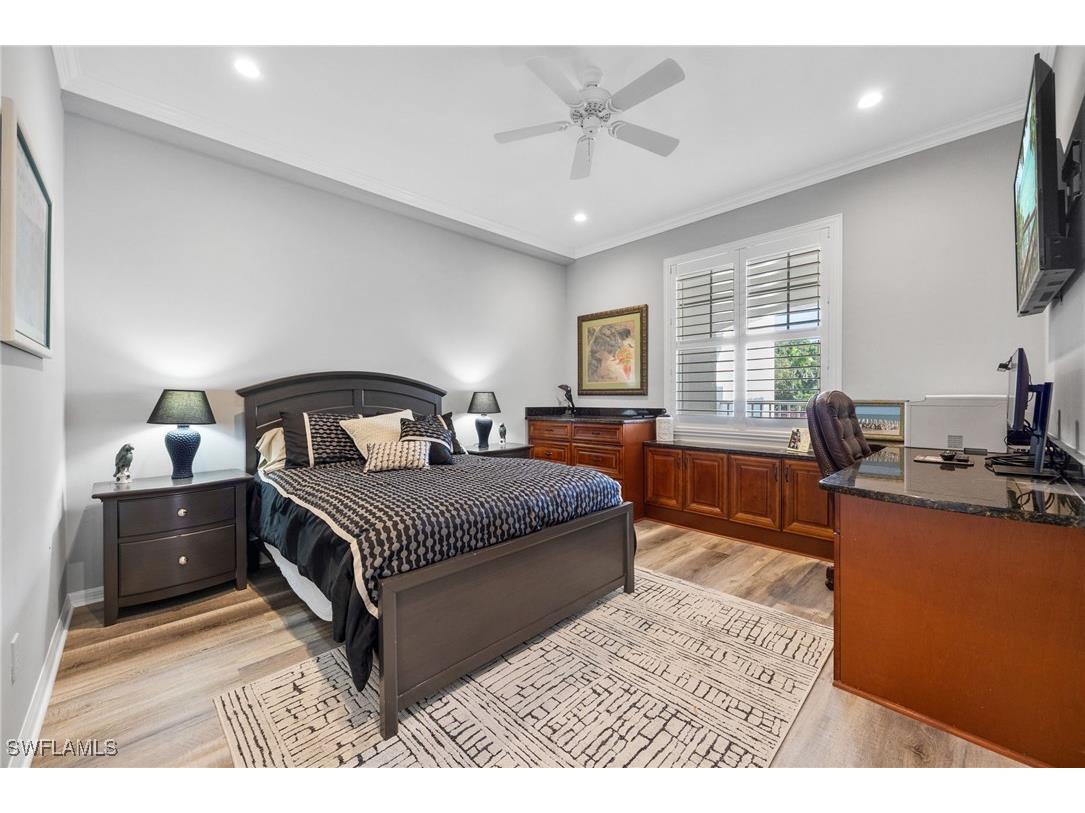 4650 Yacht Harbor Drive #121 Naples FL 34112 225075980 image26