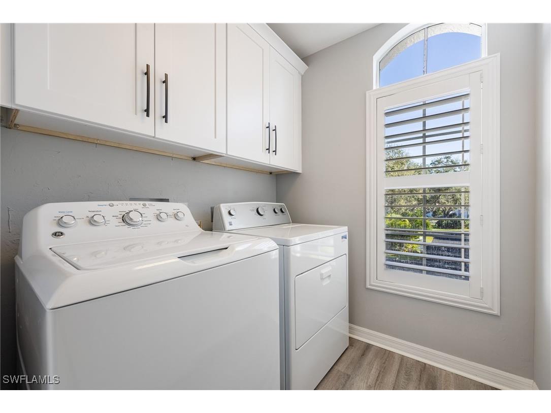 4650 Yacht Harbor Drive #121 Naples FL 34112 225075980 image31