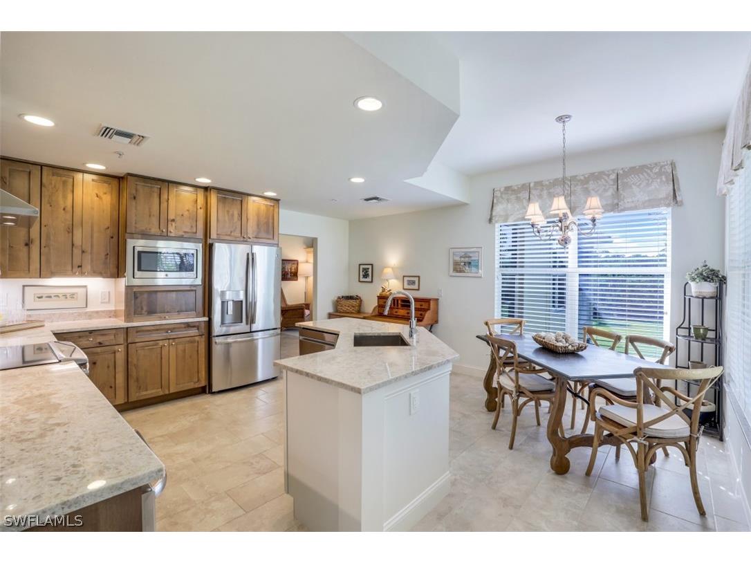 4650 Yacht Harbor Drive #126 Naples FL 34112 222085532 image1