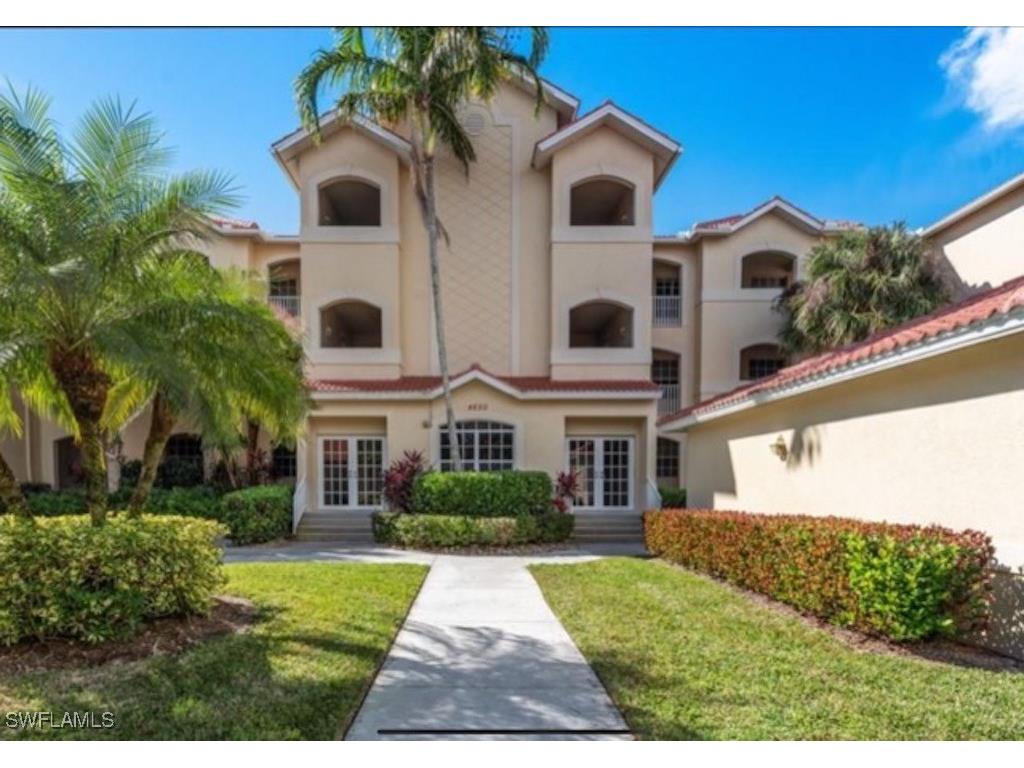 4650 Yacht Harbor Drive #132 Naples FL 34112 225057836 image1