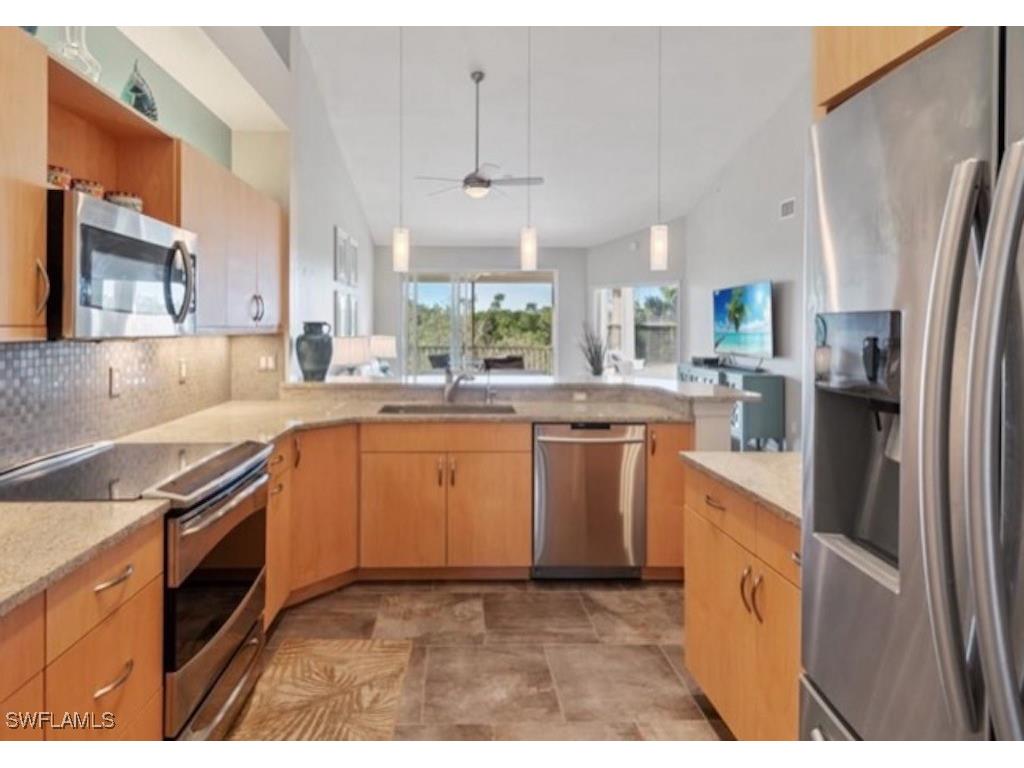 4650 Yacht Harbor Drive #132 Naples FL 34112 225057836 image16