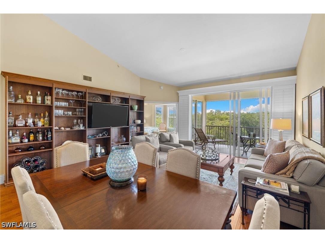 4650 Yacht Harbor Drive #133 Naples FL 34112 226012602 image1