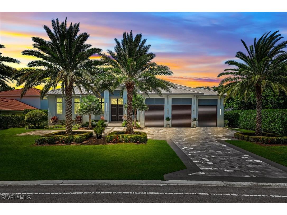 4651 Crayton Road Naples FL 34103 224093458 image1