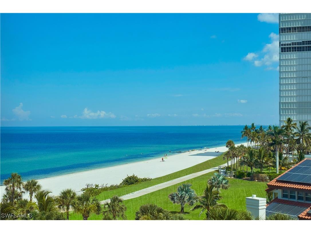 4651 Gulf Shore Boulevard #406 Naples FL 34103 223055674 image1