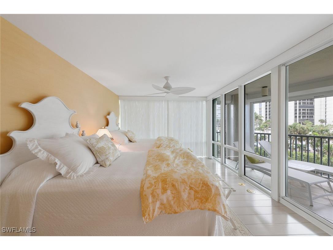 4651 Gulf Shore Boulevard N #101 Naples FL 34103 226005992 image21