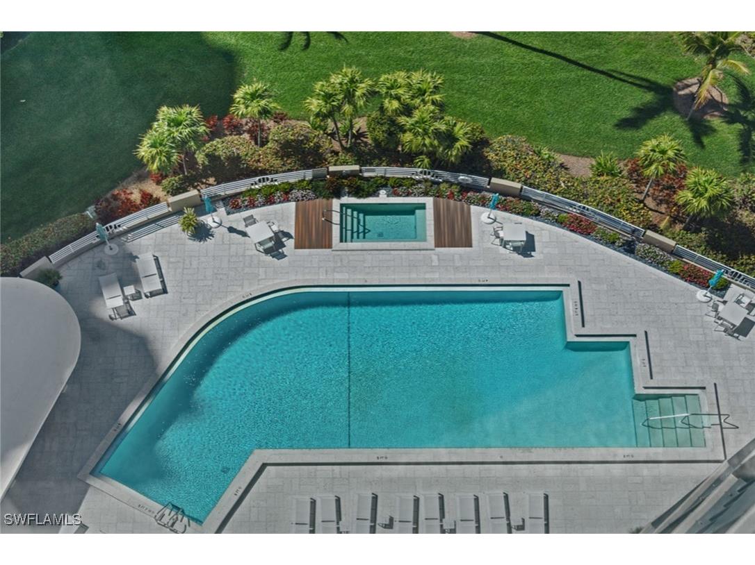 4651 Gulf Shore Boulevard N #101 Naples FL 34103 226005992 image32